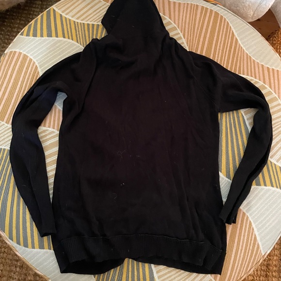 Sweater - Picture 3 of 3